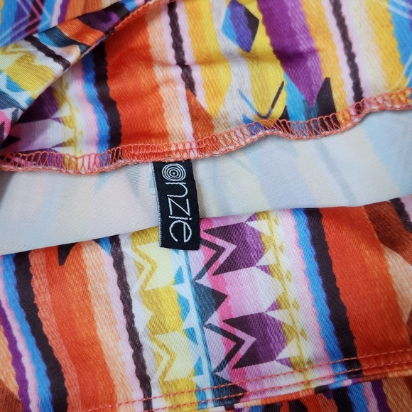 ONZIE Southwest Sunshine Crop Leggings - Picture 7 of 8